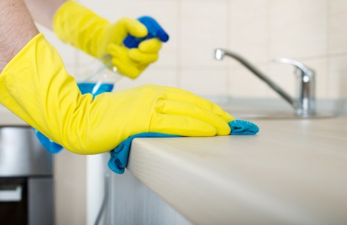 Carpet cleaning process in a flat with stairs and limited access